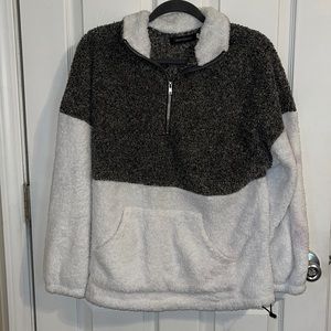 Split fuzzy quarter-zip sweatshirt